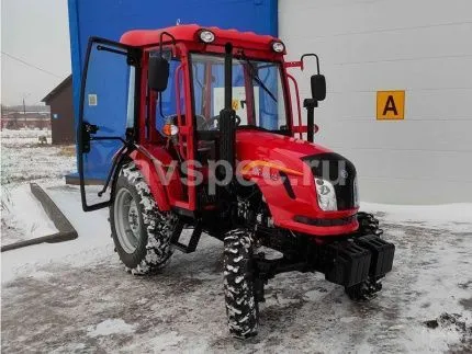 Трактор Dongfeng DF-404C G2 с кабиной