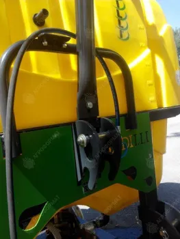 Опрыскиватель навесной COBRA 1000 (BADILLI)