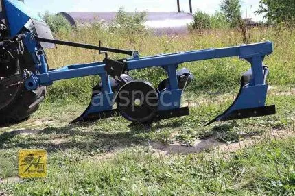 Плуг 3-х корпусной 3x35