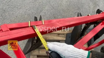 Плуг корпусный 1l-230